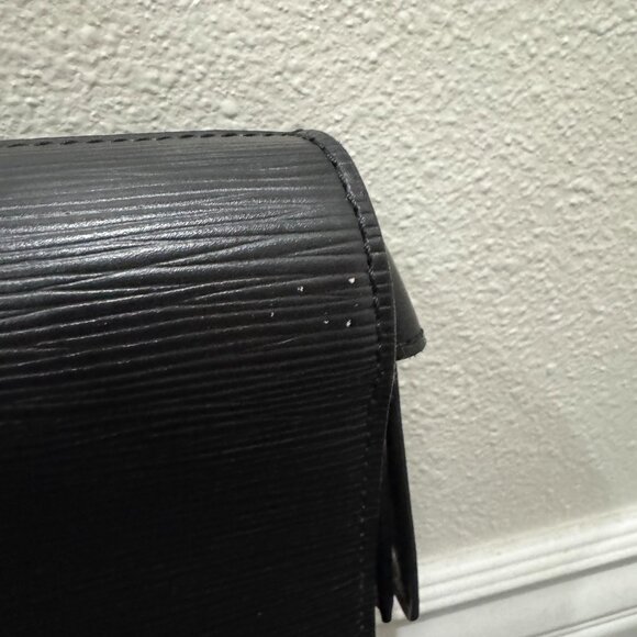 Louis Vuitton Black Epi Serviette Fermoir Briefcase - Picture 4 of 16